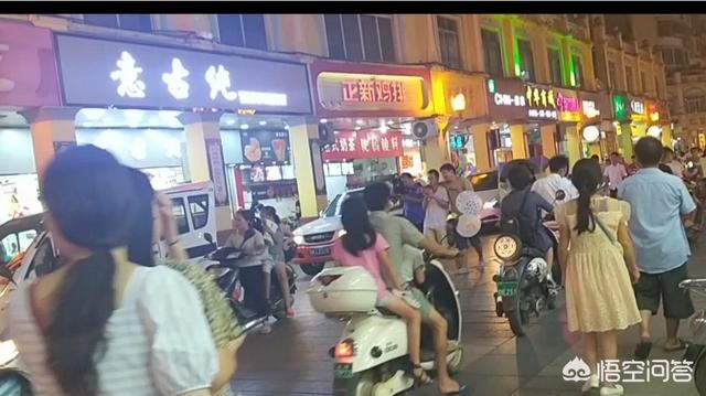 实体店营销方案
:现在实体店生意难做，有什么好的营销策划方案吗？